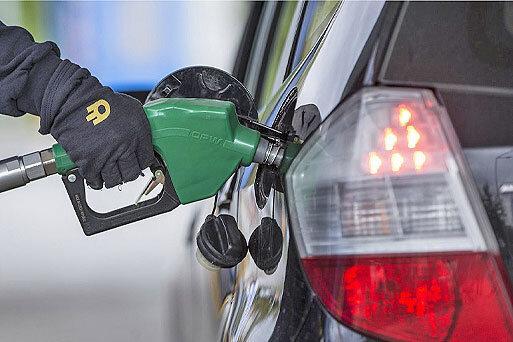 حمله به تاسیسات نفتی سعودی قیمت بنزین آمریکا را بالا برد