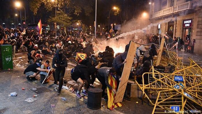 دولت اسپانیا درخواست مذاکره جدایی طلبان کاتالونیا را رد کرد