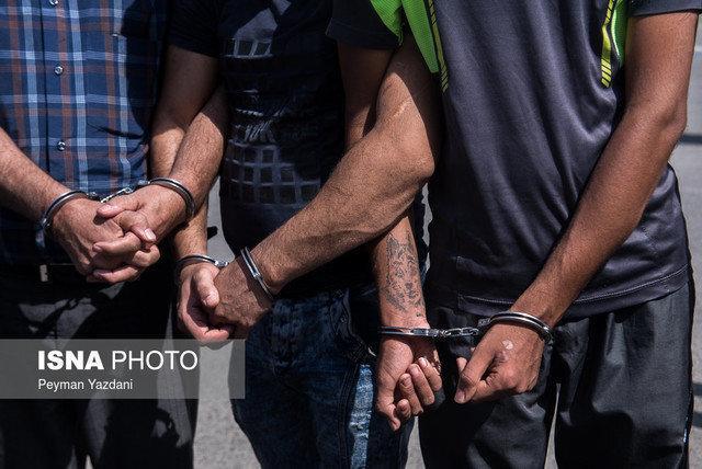 دستگیری باند سارقان کیف و موبایل در اهواز