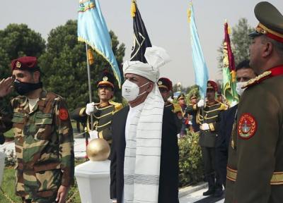 اشرف غنی در میانهٔ گفتگوهای صلح افغانستان وارد قطر شد