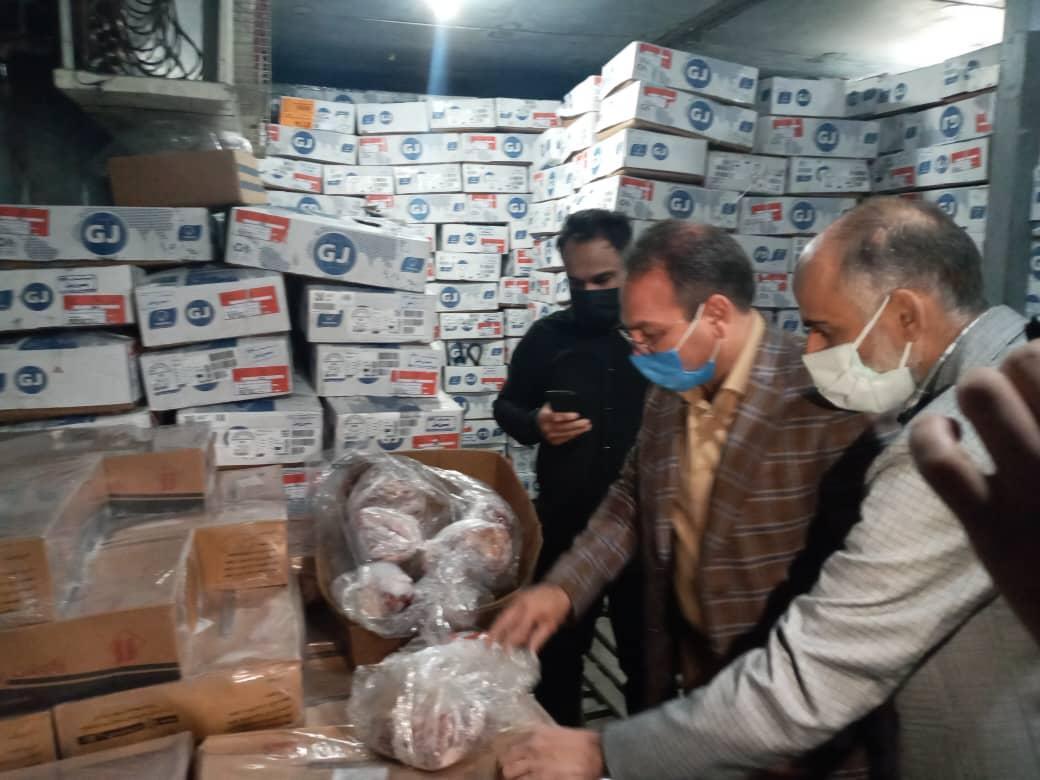 بیش از 30 تن گوشت فاسد در کهریزک کشف شد بیش از 30 تن گوشت فاسد در کهریزک کشف شد