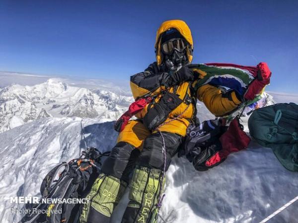 کوهنورد اصفهانی به قله اورست صعود کرد