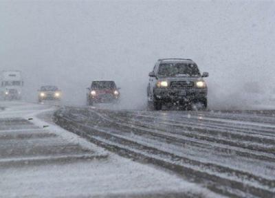 آخرین شرایط ترافیکی جاده های کشور ، بارش برف و کولاک در چالوس، هراز و آزاد راه تهران ، شمال
