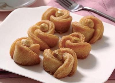 طرز تهیه شیرینی گل رز